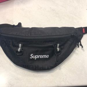 Supreme Waist Bag 19